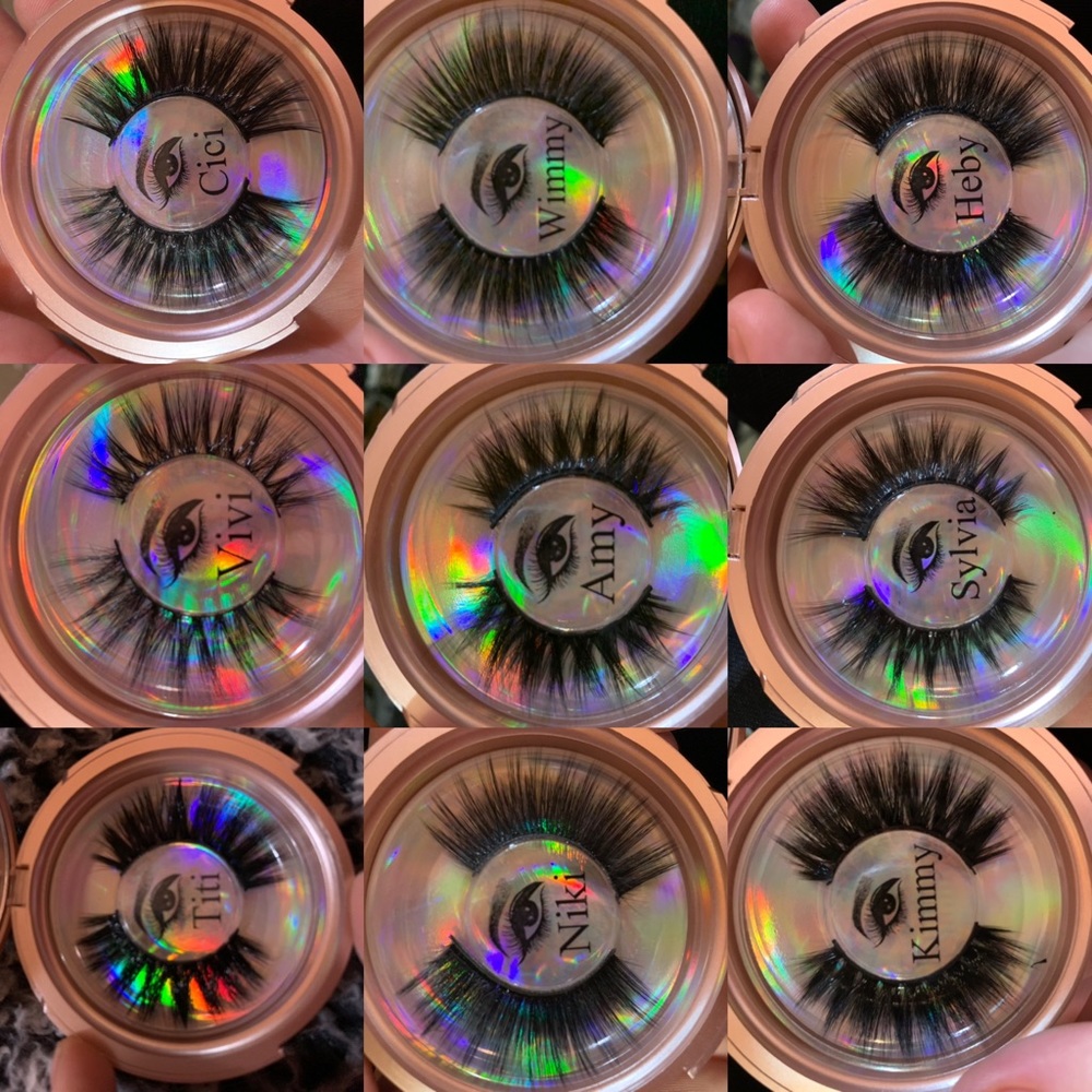 Lashes - Picture 2 of 4